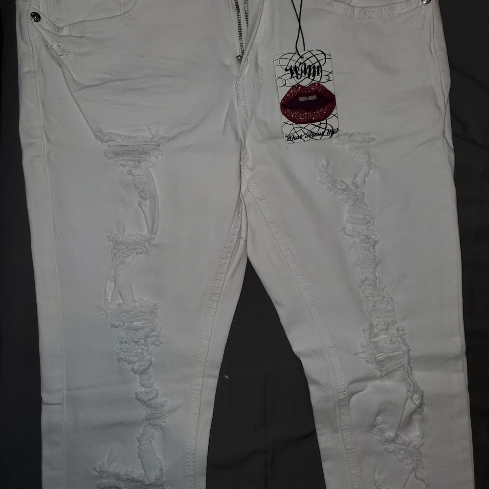 Jeans - Picture 2 of 4